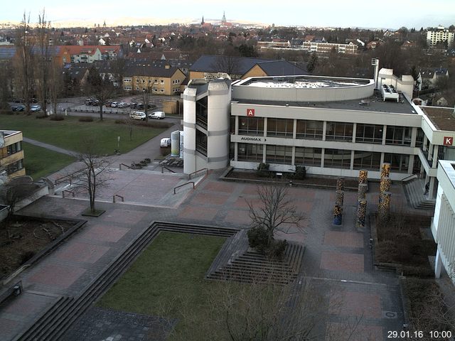 Foto der Webcam: Verwaltungsgeb&auml;ude, Innenhof mit Audimax, H&ouml;rsaal-Geb&auml;ude 1