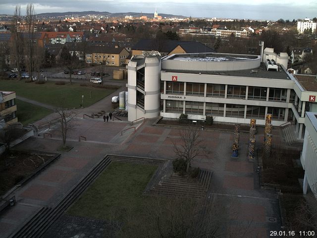 Foto der Webcam: Verwaltungsgeb&auml;ude, Innenhof mit Audimax, H&ouml;rsaal-Geb&auml;ude 1