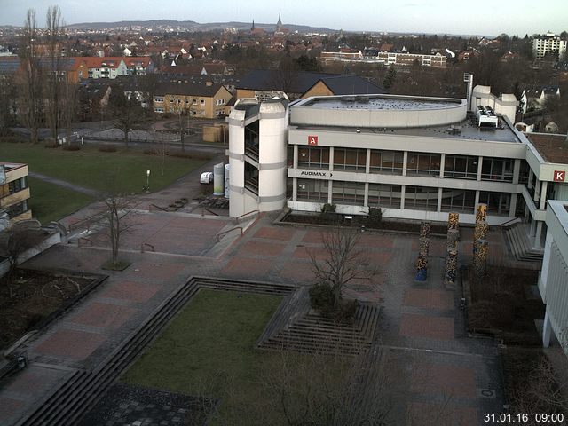 Foto der Webcam: Verwaltungsgeb&auml;ude, Innenhof mit Audimax, H&ouml;rsaal-Geb&auml;ude 1