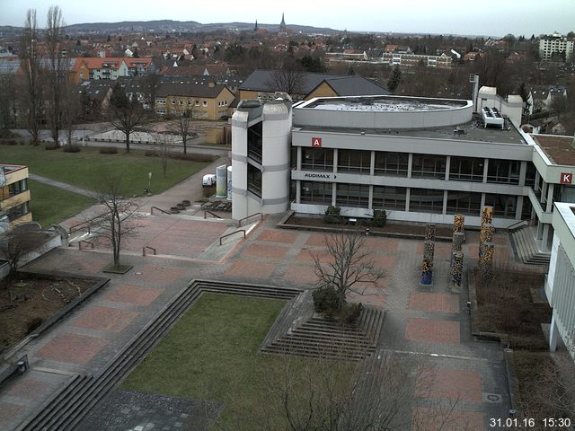 Foto der Webcam: Verwaltungsgeb&auml;ude, Innenhof mit Audimax, H&ouml;rsaal-Geb&auml;ude 1