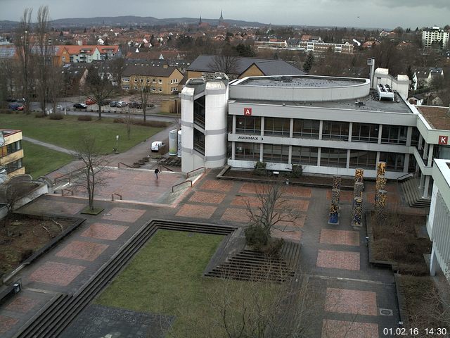 Foto der Webcam: Verwaltungsgeb&auml;ude, Innenhof mit Audimax, H&ouml;rsaal-Geb&auml;ude 1