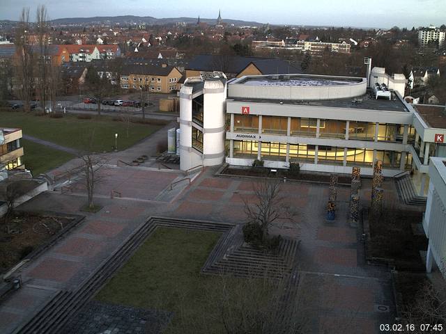 Foto der Webcam: Verwaltungsgeb&auml;ude, Innenhof mit Audimax, H&ouml;rsaal-Geb&auml;ude 1