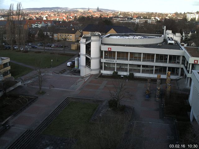 Foto der Webcam: Verwaltungsgeb&auml;ude, Innenhof mit Audimax, H&ouml;rsaal-Geb&auml;ude 1
