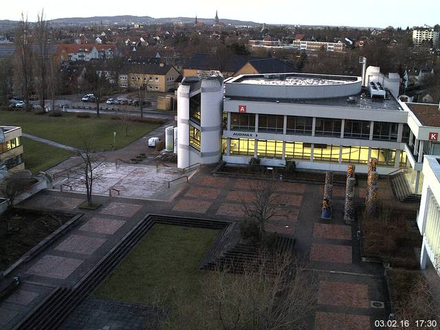 Foto der Webcam: Verwaltungsgeb&auml;ude, Innenhof mit Audimax, H&ouml;rsaal-Geb&auml;ude 1