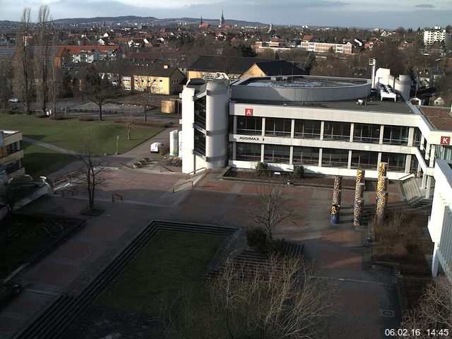 Foto der Webcam: Verwaltungsgeb&auml;ude, Innenhof mit Audimax, H&ouml;rsaal-Geb&auml;ude 1