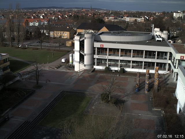 Foto der Webcam: Verwaltungsgeb&auml;ude, Innenhof mit Audimax, H&ouml;rsaal-Geb&auml;ude 1