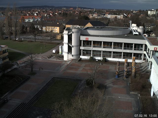 Foto der Webcam: Verwaltungsgeb&auml;ude, Innenhof mit Audimax, H&ouml;rsaal-Geb&auml;ude 1