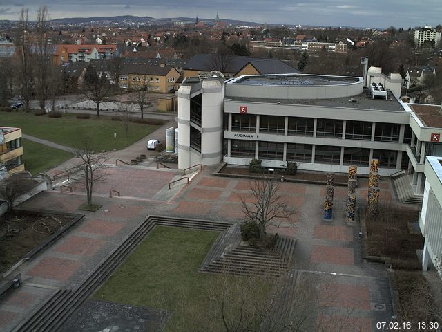 Foto der Webcam: Verwaltungsgeb&auml;ude, Innenhof mit Audimax, H&ouml;rsaal-Geb&auml;ude 1