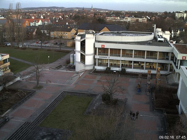 Foto der Webcam: Verwaltungsgeb&auml;ude, Innenhof mit Audimax, H&ouml;rsaal-Geb&auml;ude 1