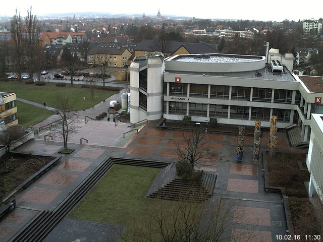 Foto der Webcam: Verwaltungsgeb&auml;ude, Innenhof mit Audimax, H&ouml;rsaal-Geb&auml;ude 1