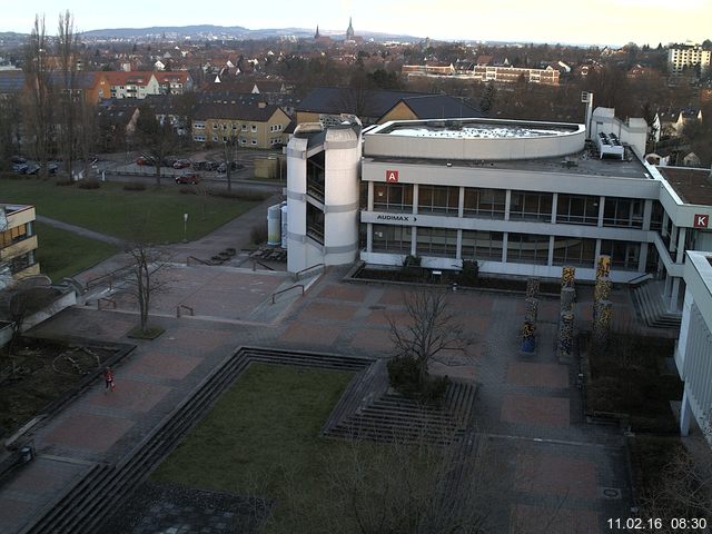 Foto der Webcam: Verwaltungsgeb&auml;ude, Innenhof mit Audimax, H&ouml;rsaal-Geb&auml;ude 1