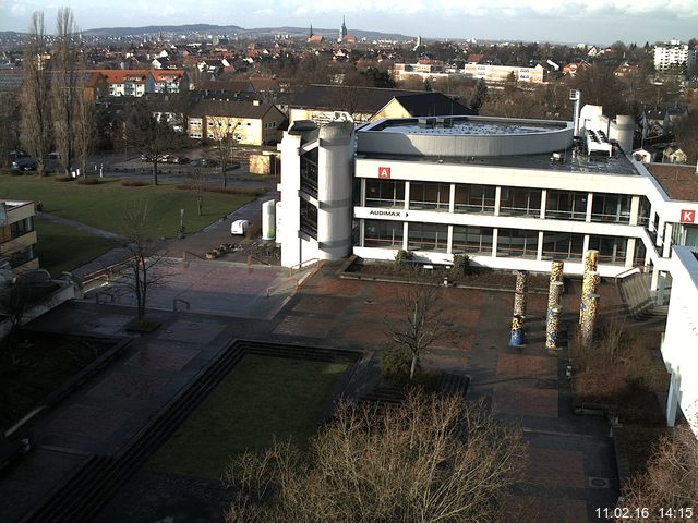 Foto der Webcam: Verwaltungsgeb&auml;ude, Innenhof mit Audimax, H&ouml;rsaal-Geb&auml;ude 1