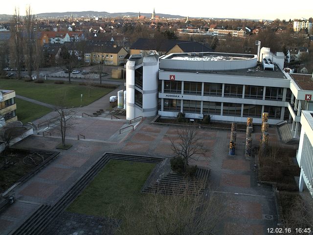 Foto der Webcam: Verwaltungsgeb&auml;ude, Innenhof mit Audimax, H&ouml;rsaal-Geb&auml;ude 1