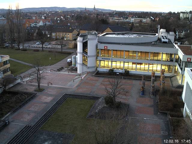 Foto der Webcam: Verwaltungsgeb&auml;ude, Innenhof mit Audimax, H&ouml;rsaal-Geb&auml;ude 1