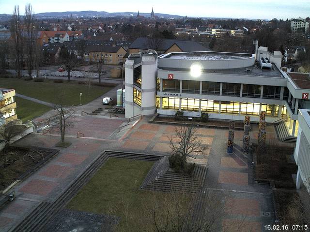 Foto der Webcam: Verwaltungsgeb&auml;ude, Innenhof mit Audimax, H&ouml;rsaal-Geb&auml;ude 1