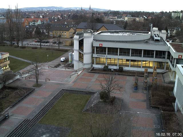 Foto der Webcam: Verwaltungsgeb&auml;ude, Innenhof mit Audimax, H&ouml;rsaal-Geb&auml;ude 1