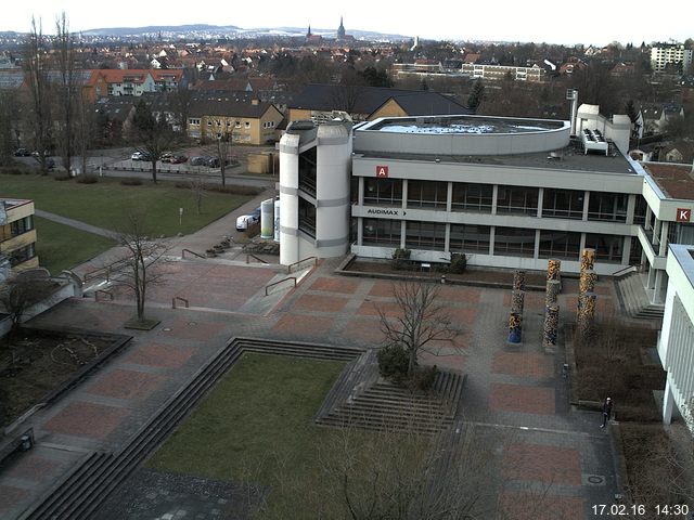 Foto der Webcam: Verwaltungsgeb&auml;ude, Innenhof mit Audimax, H&ouml;rsaal-Geb&auml;ude 1