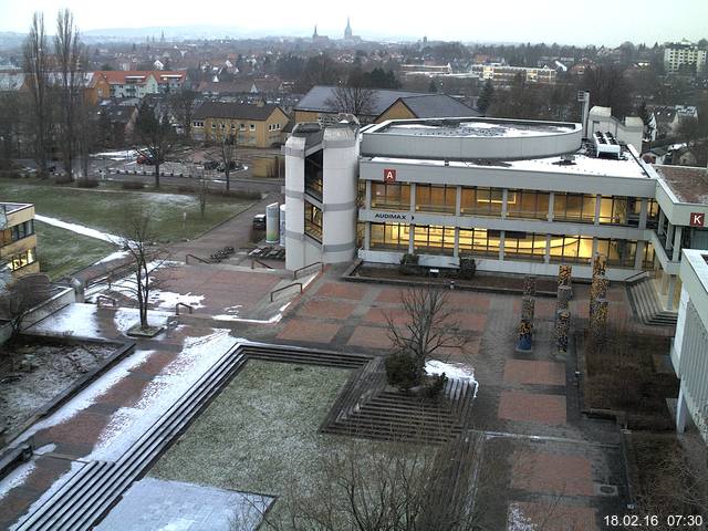 Foto der Webcam: Verwaltungsgeb&auml;ude, Innenhof mit Audimax, H&ouml;rsaal-Geb&auml;ude 1