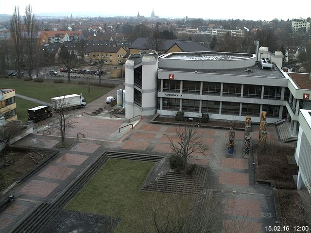 Foto der Webcam: Verwaltungsgeb&auml;ude, Innenhof mit Audimax, H&ouml;rsaal-Geb&auml;ude 1