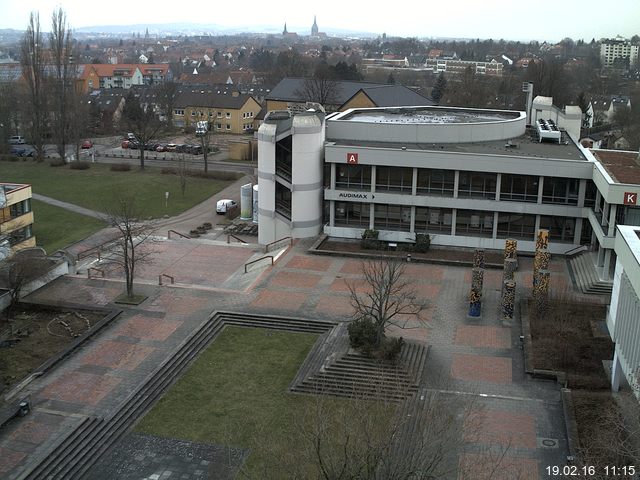 Foto der Webcam: Verwaltungsgeb&auml;ude, Innenhof mit Audimax, H&ouml;rsaal-Geb&auml;ude 1