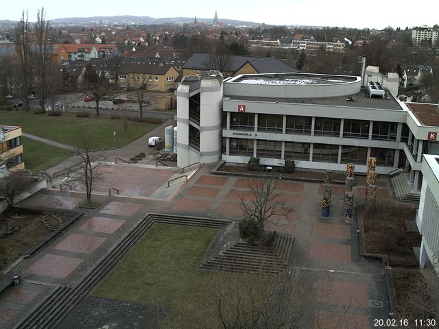 Foto der Webcam: Verwaltungsgeb&auml;ude, Innenhof mit Audimax, H&ouml;rsaal-Geb&auml;ude 1