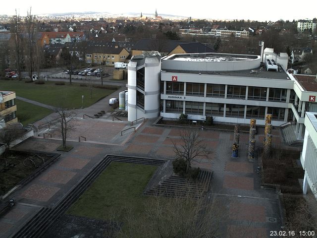 Foto der Webcam: Verwaltungsgeb&auml;ude, Innenhof mit Audimax, H&ouml;rsaal-Geb&auml;ude 1