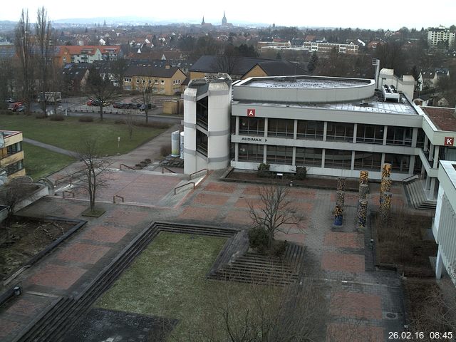 Foto der Webcam: Verwaltungsgeb&auml;ude, Innenhof mit Audimax, H&ouml;rsaal-Geb&auml;ude 1