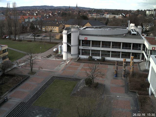 Foto der Webcam: Verwaltungsgeb&auml;ude, Innenhof mit Audimax, H&ouml;rsaal-Geb&auml;ude 1