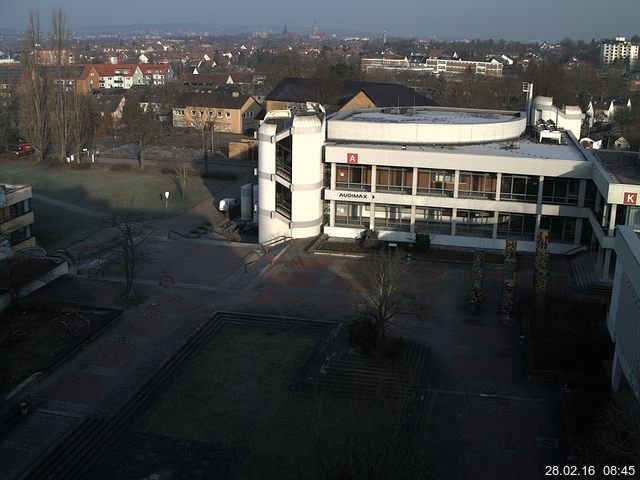 Foto der Webcam: Verwaltungsgeb&auml;ude, Innenhof mit Audimax, H&ouml;rsaal-Geb&auml;ude 1