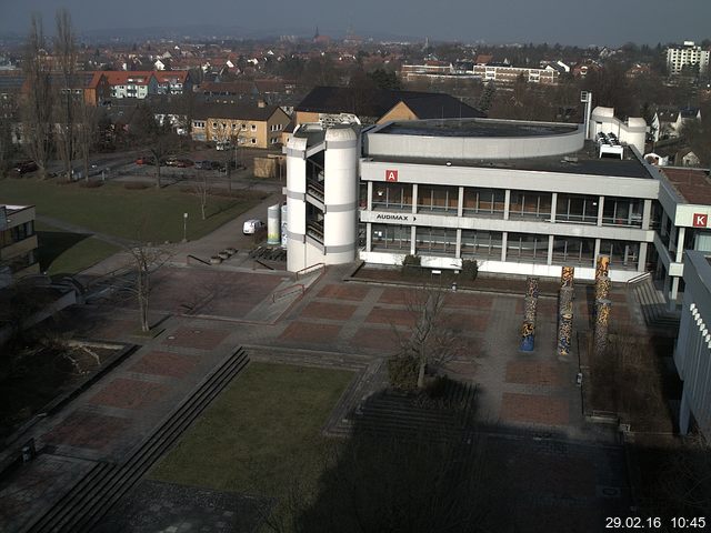Foto der Webcam: Verwaltungsgeb&auml;ude, Innenhof mit Audimax, H&ouml;rsaal-Geb&auml;ude 1