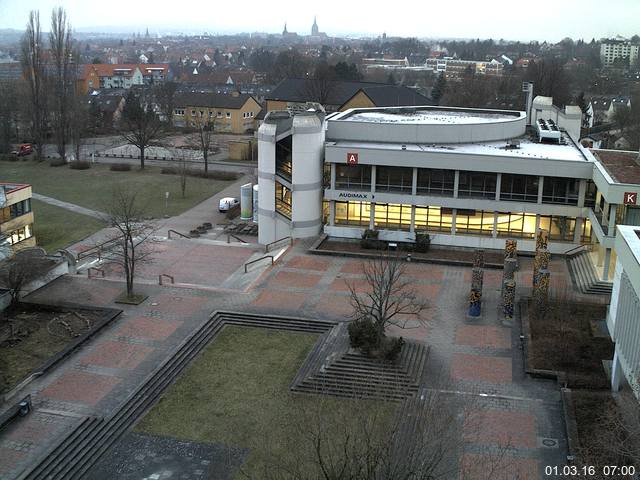Foto der Webcam: Verwaltungsgeb&auml;ude, Innenhof mit Audimax, H&ouml;rsaal-Geb&auml;ude 1