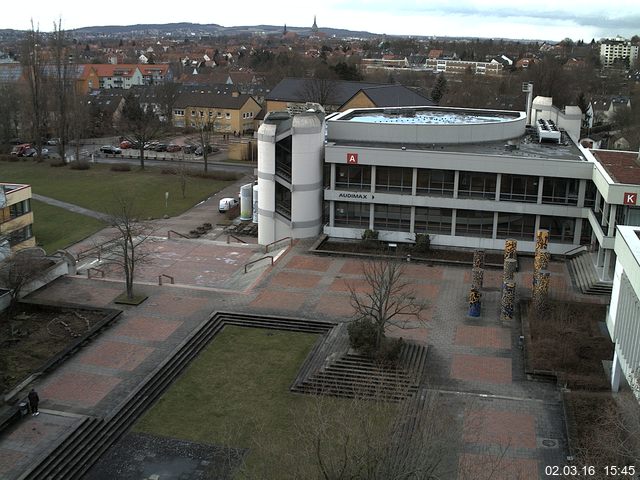 Foto der Webcam: Verwaltungsgeb&auml;ude, Innenhof mit Audimax, H&ouml;rsaal-Geb&auml;ude 1