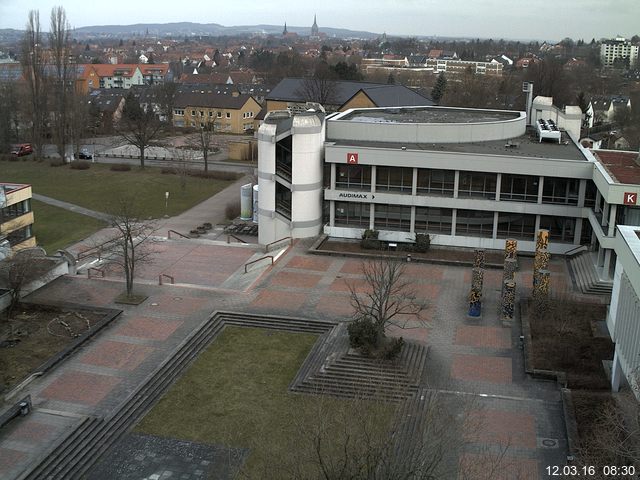 Foto der Webcam: Verwaltungsgeb&auml;ude, Innenhof mit Audimax, H&ouml;rsaal-Geb&auml;ude 1