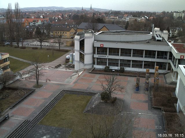 Foto der Webcam: Verwaltungsgeb&auml;ude, Innenhof mit Audimax, H&ouml;rsaal-Geb&auml;ude 1
