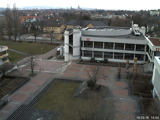 Foto der Webcam: Verwaltungsgeb&auml;ude, Innenhof mit Audimax, H&ouml;rsaal-Geb&auml;ude 1