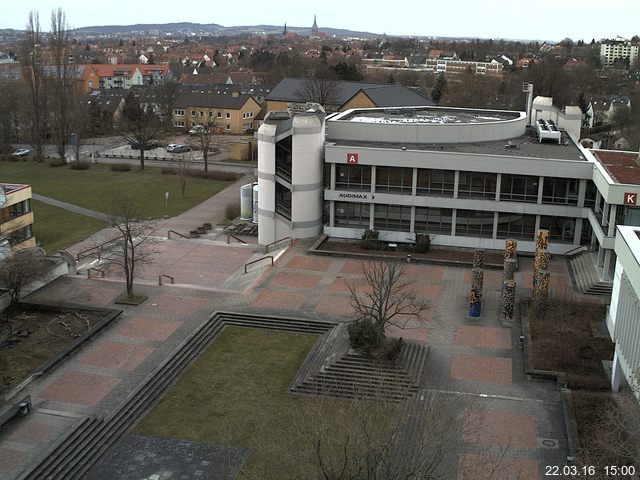 Foto der Webcam: Verwaltungsgeb&auml;ude, Innenhof mit Audimax, H&ouml;rsaal-Geb&auml;ude 1