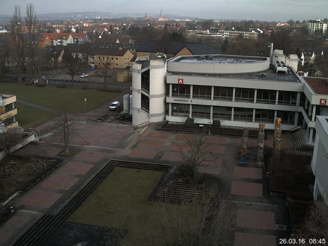 Foto der Webcam: Verwaltungsgeb&auml;ude, Innenhof mit Audimax, H&ouml;rsaal-Geb&auml;ude 1