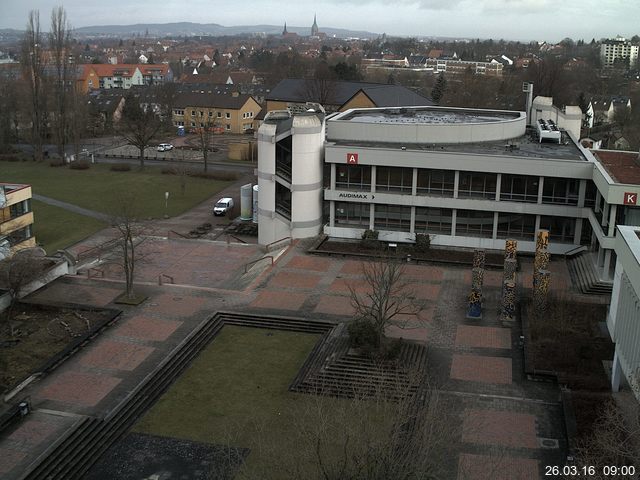 Foto der Webcam: Verwaltungsgeb&auml;ude, Innenhof mit Audimax, H&ouml;rsaal-Geb&auml;ude 1