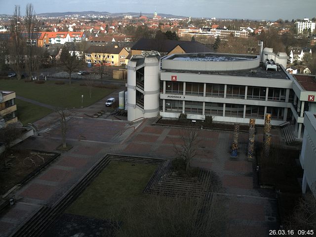Foto der Webcam: Verwaltungsgeb&auml;ude, Innenhof mit Audimax, H&ouml;rsaal-Geb&auml;ude 1