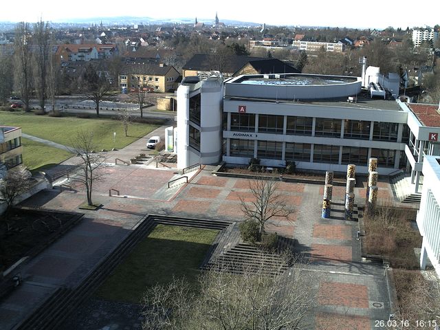 Foto der Webcam: Verwaltungsgeb&auml;ude, Innenhof mit Audimax, H&ouml;rsaal-Geb&auml;ude 1