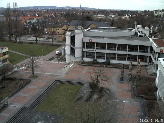 Foto der Webcam: Verwaltungsgeb&auml;ude, Innenhof mit Audimax, H&ouml;rsaal-Geb&auml;ude 1