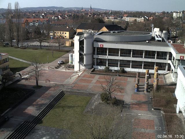 Foto der Webcam: Verwaltungsgeb&auml;ude, Innenhof mit Audimax, H&ouml;rsaal-Geb&auml;ude 1