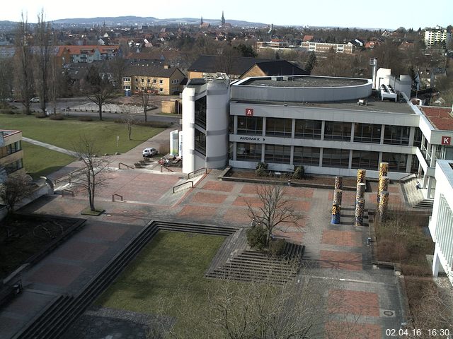 Foto der Webcam: Verwaltungsgeb&auml;ude, Innenhof mit Audimax, H&ouml;rsaal-Geb&auml;ude 1