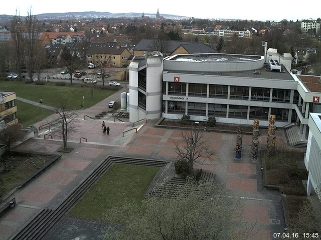 Foto der Webcam: Verwaltungsgeb&auml;ude, Innenhof mit Audimax, H&ouml;rsaal-Geb&auml;ude 1