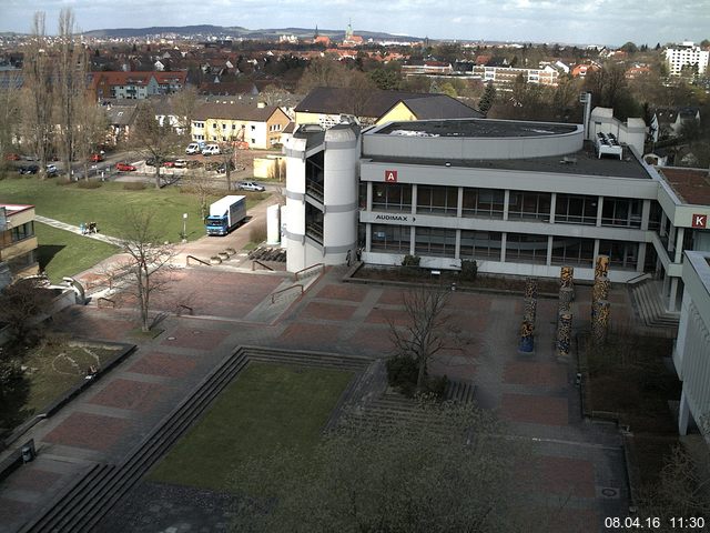 Foto der Webcam: Verwaltungsgeb&auml;ude, Innenhof mit Audimax, H&ouml;rsaal-Geb&auml;ude 1