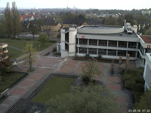 Foto der Webcam: Verwaltungsgeb&auml;ude, Innenhof mit Audimax, H&ouml;rsaal-Geb&auml;ude 1