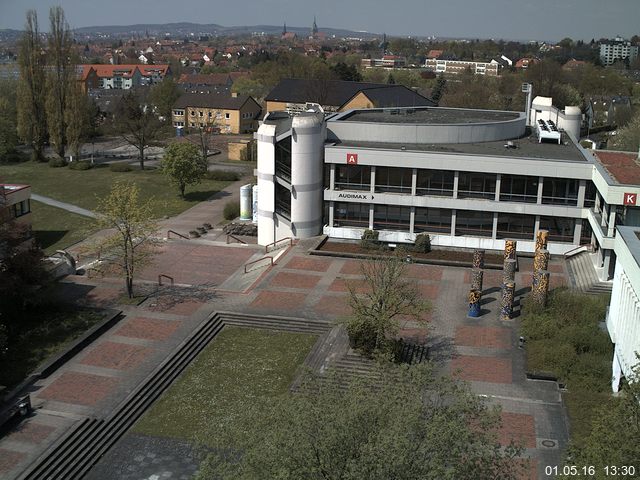 Foto der Webcam: Verwaltungsgeb&auml;ude, Innenhof mit Audimax, H&ouml;rsaal-Geb&auml;ude 1