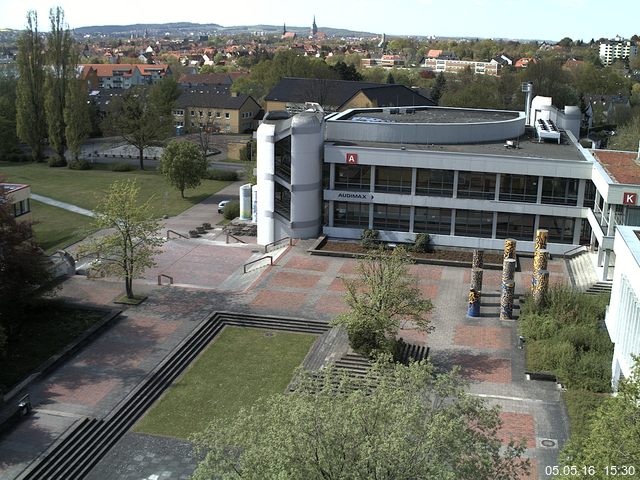 Foto der Webcam: Verwaltungsgeb&auml;ude, Innenhof mit Audimax, H&ouml;rsaal-Geb&auml;ude 1