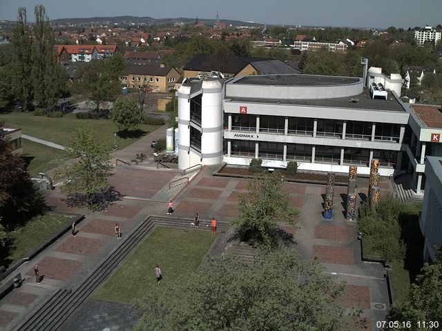 Foto der Webcam: Verwaltungsgeb&auml;ude, Innenhof mit Audimax, H&ouml;rsaal-Geb&auml;ude 1
