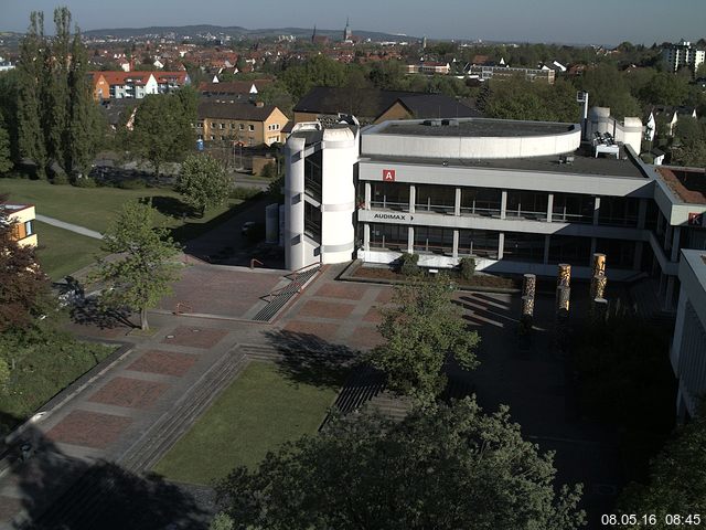 Foto der Webcam: Verwaltungsgeb&auml;ude, Innenhof mit Audimax, H&ouml;rsaal-Geb&auml;ude 1